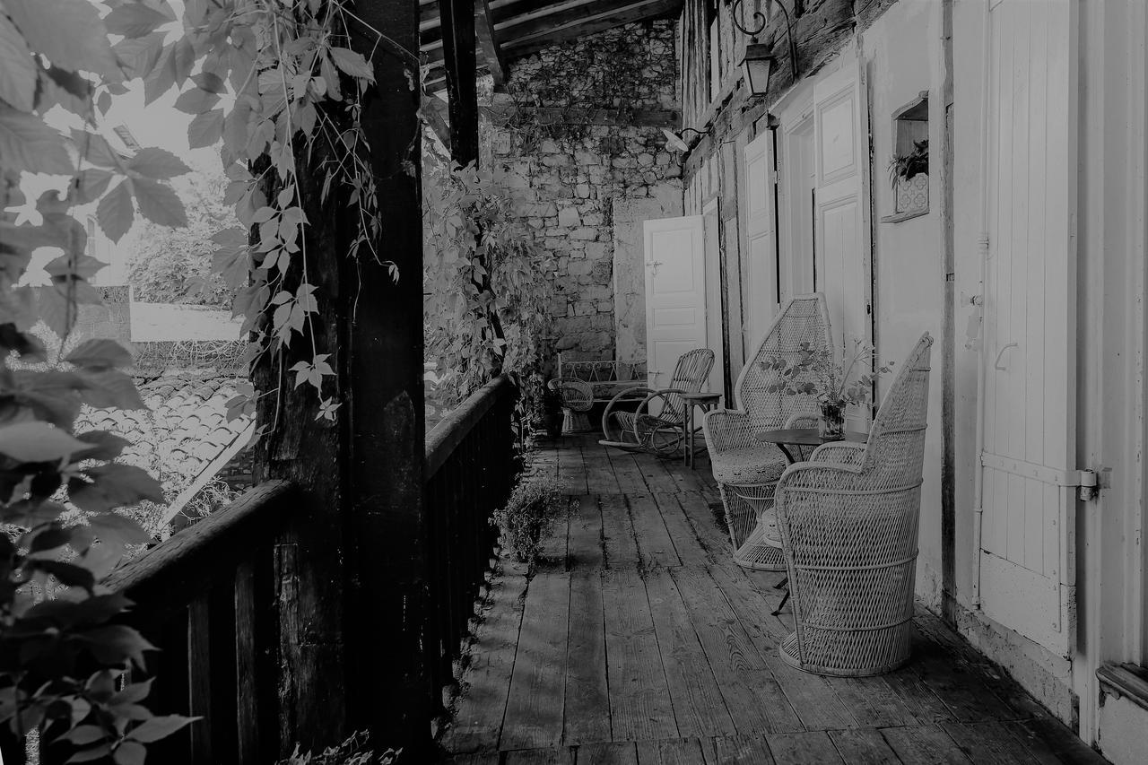 La Maison Bleue Villeréal Buitenkant foto
