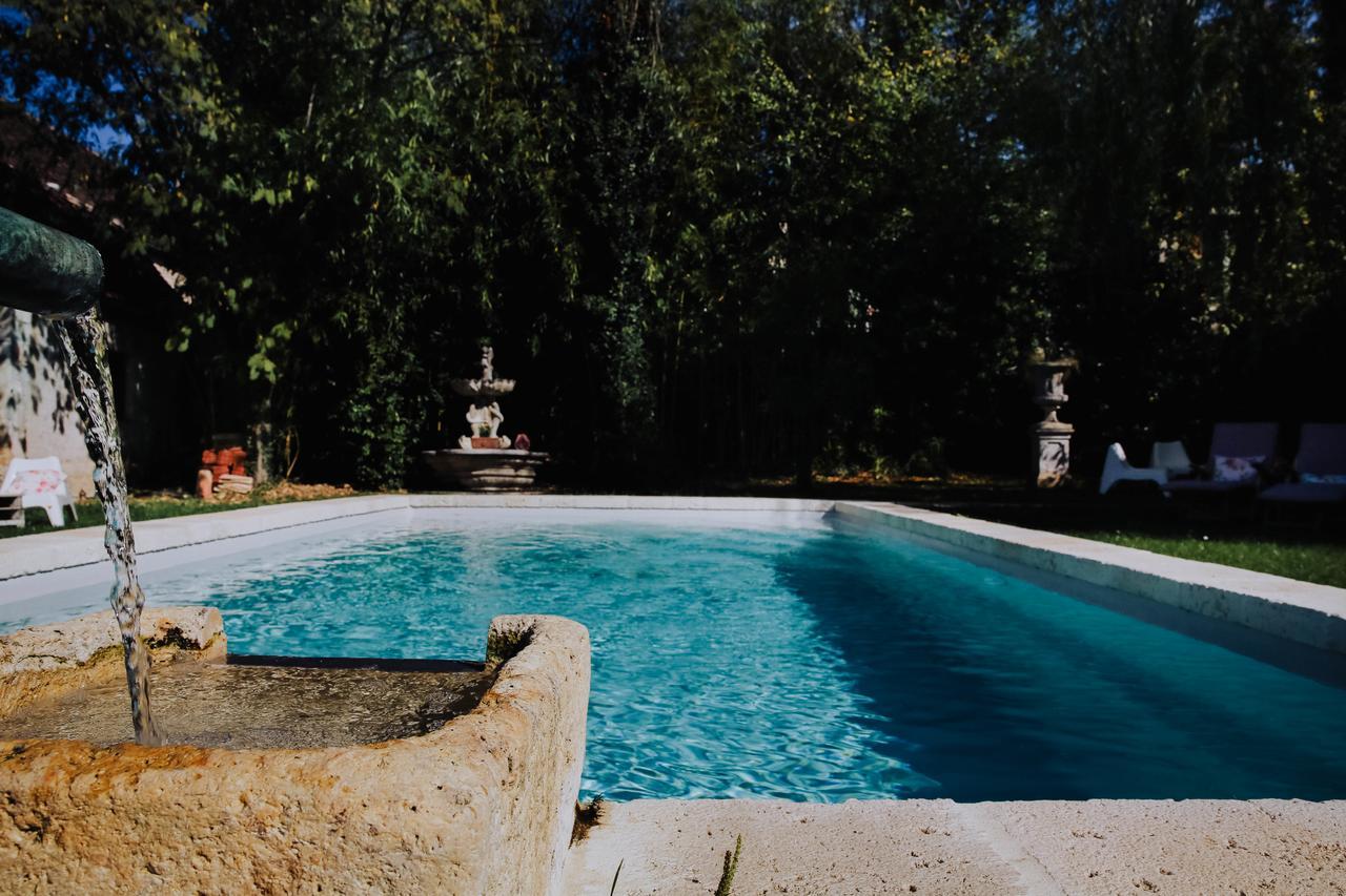 La Maison Bleue Villeréal Buitenkant foto